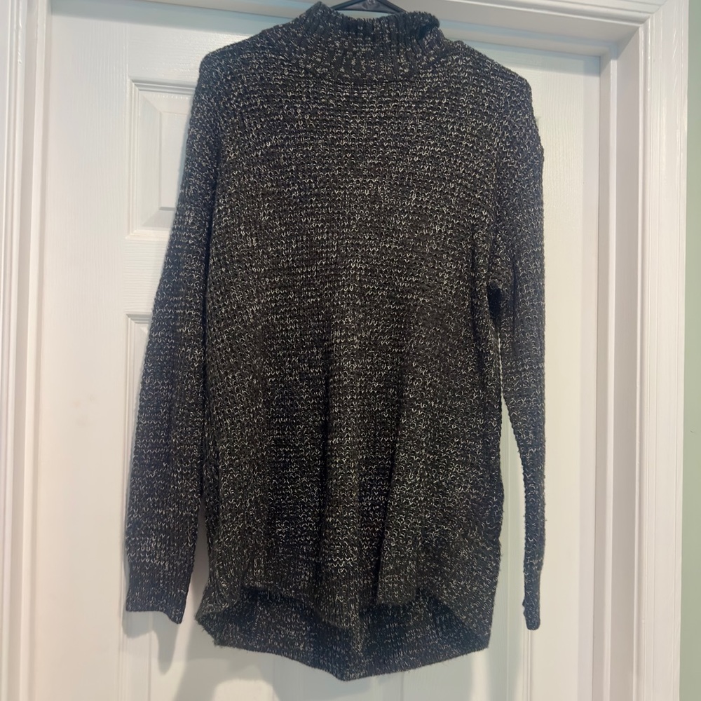 Daisy Fuentes Black and Gray Cowl Neck Sweater